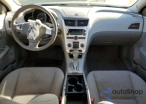 2010 Chevrolet Malibu Ls z USA, uszkodzony, nr VIN 1G1ZB5EB5AF171908